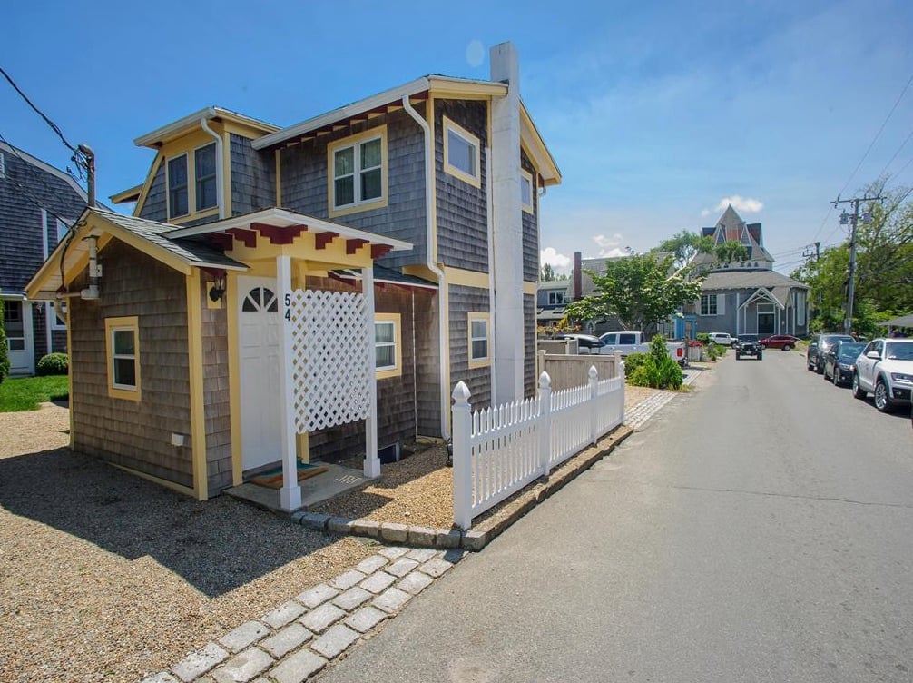 54 Kennebec Ave