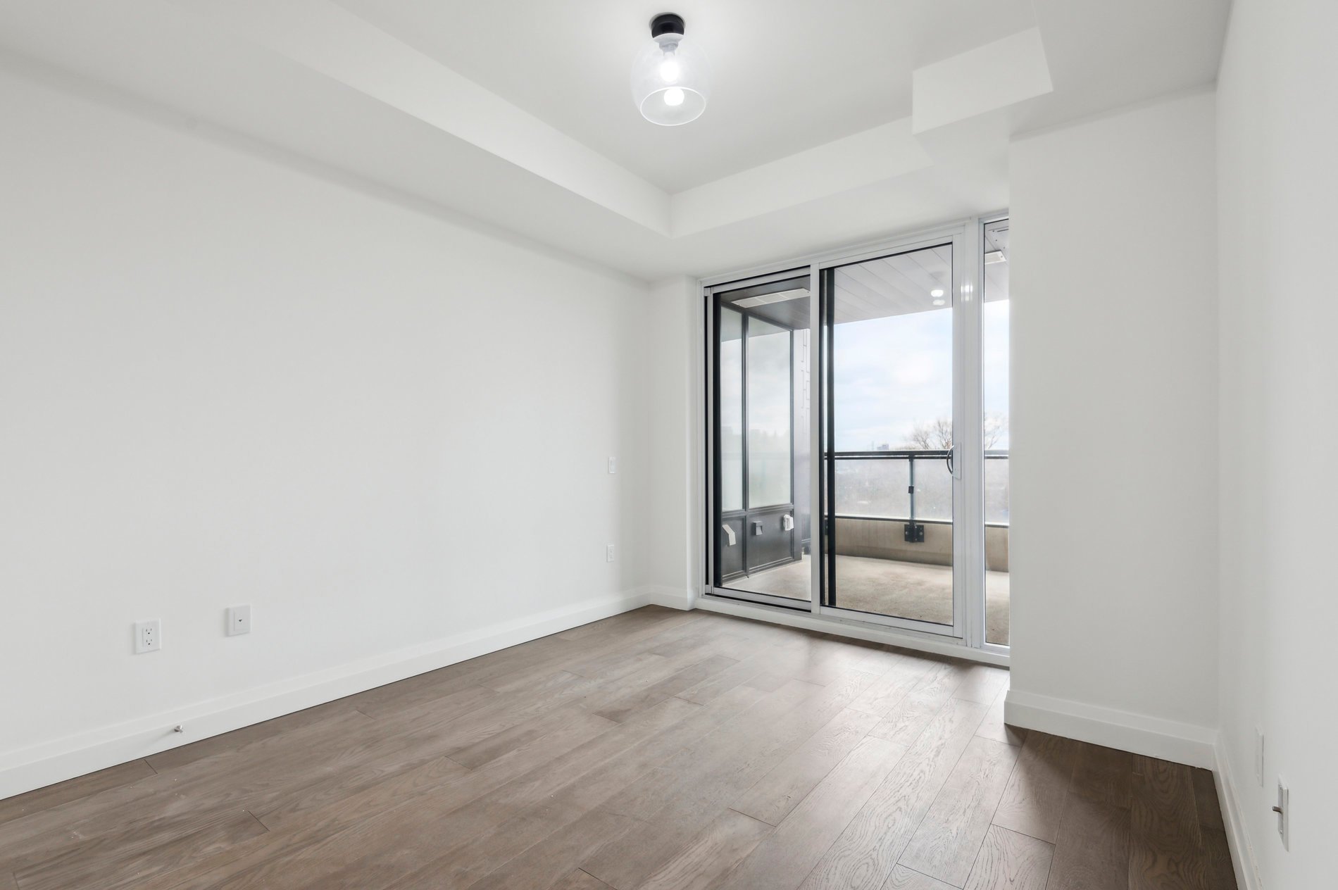 285 Avenue Road #601