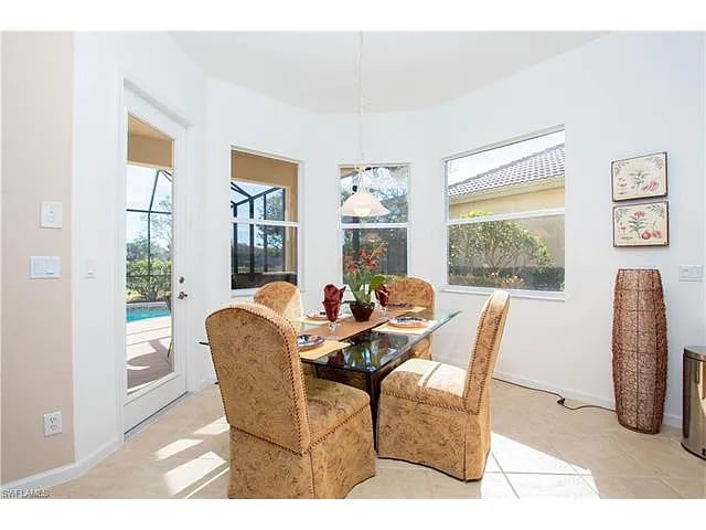 3830 Lakeview Isle Ct