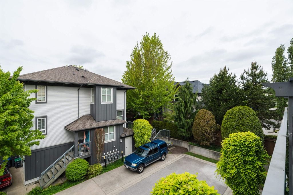 18777 68a Ave, #11