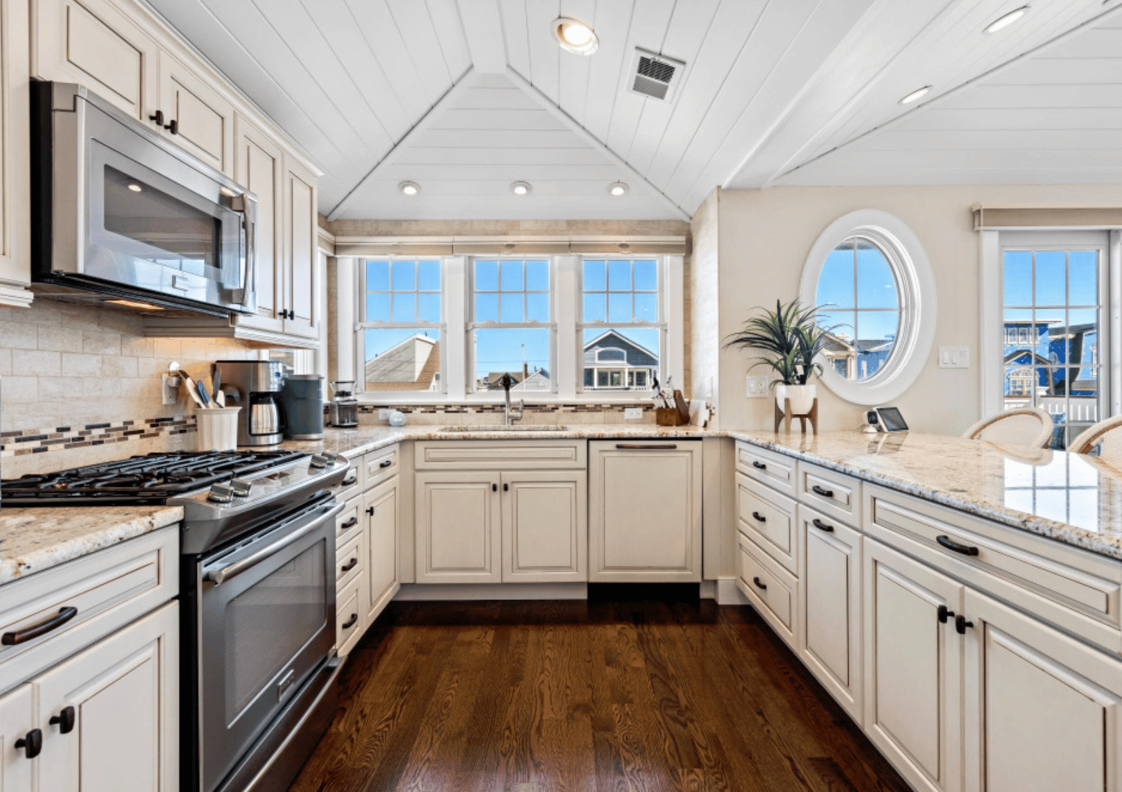20 7th Street, Beach Haven