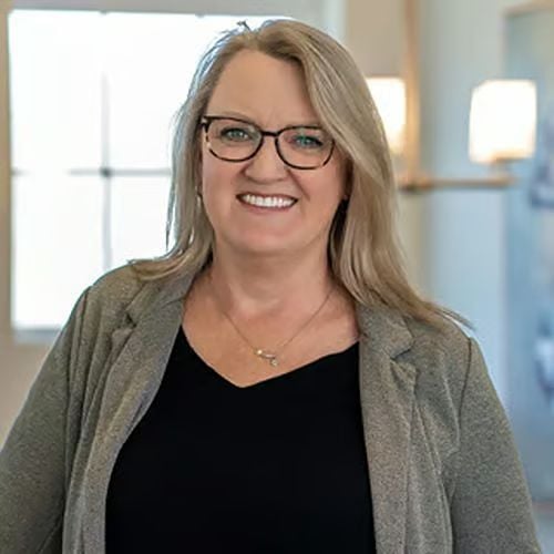 Deb Radvany Prince Frederick, MD Real Estate Agent Headshot