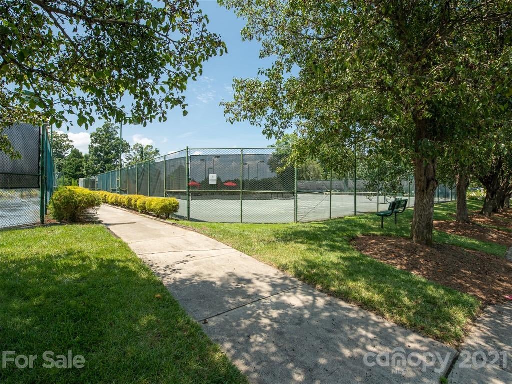 5552 Piper Glen Dr
