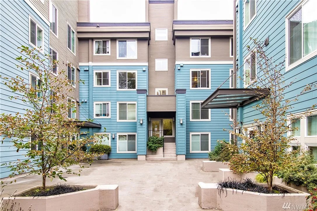 300 10th Ave #A410