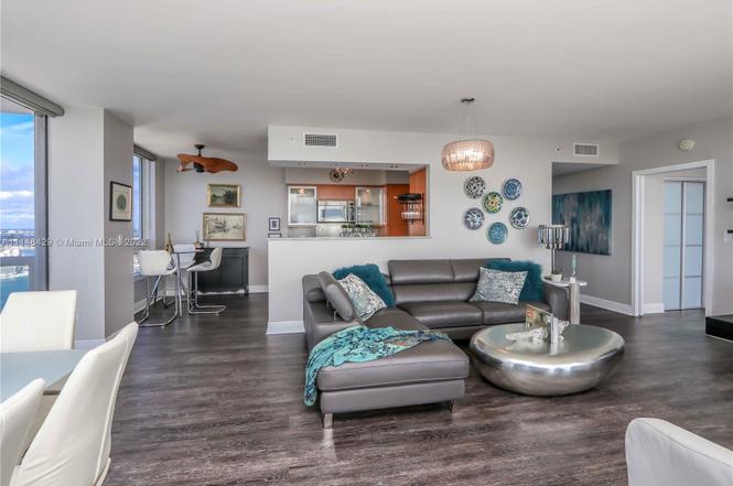 6365 Collins Ave Apt 3807