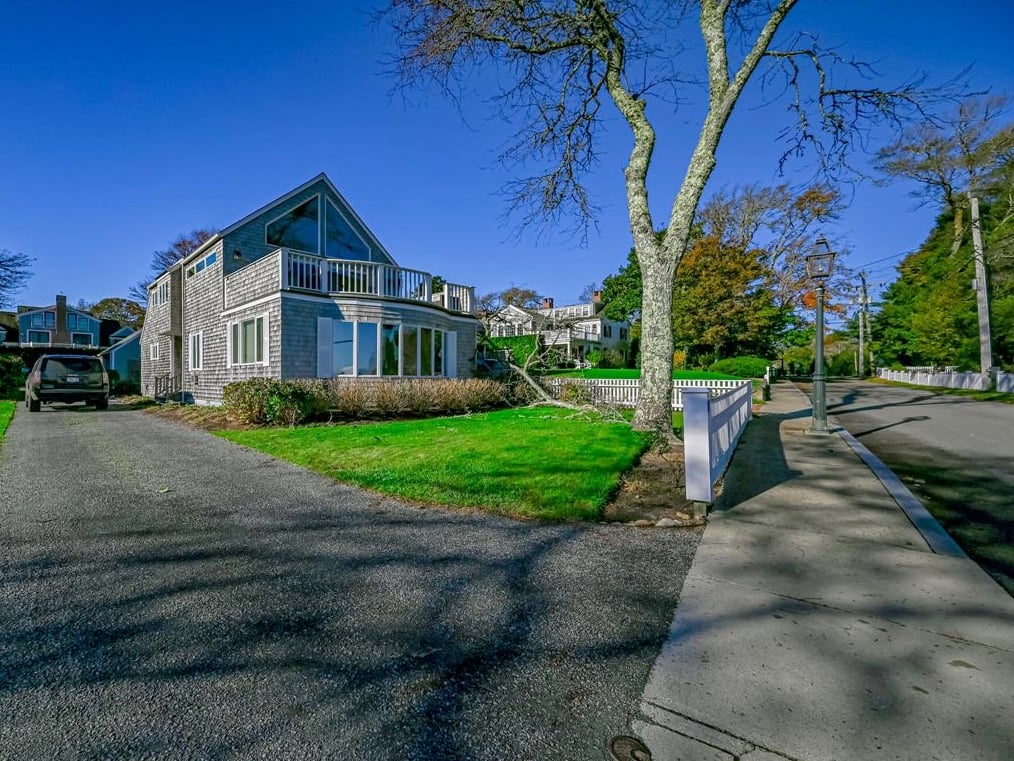 10 Dunham Rd