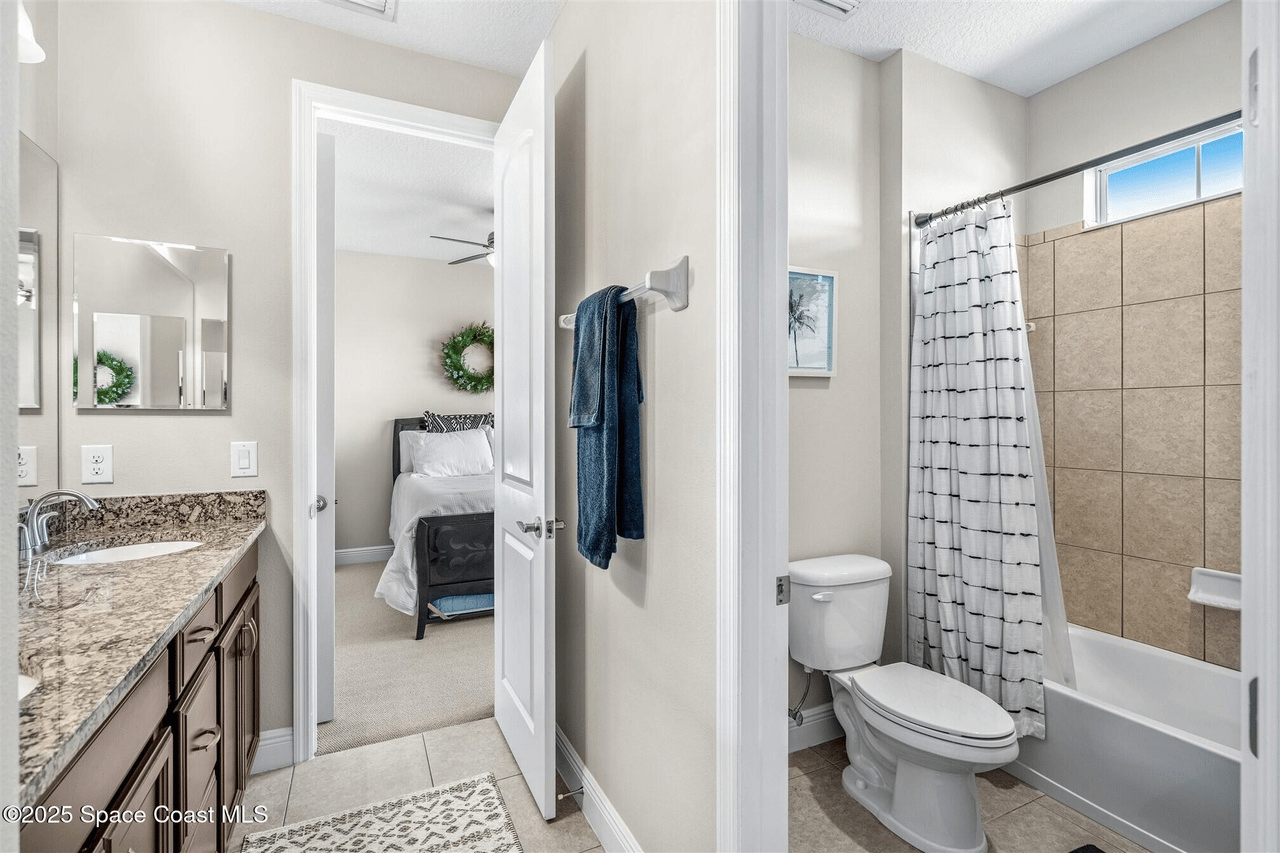 3077 Cortona Dr