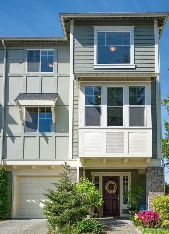 18723 101st Avenue NE #12