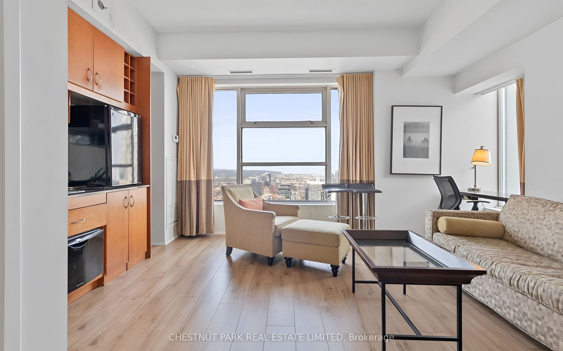 1 King St W, #4408