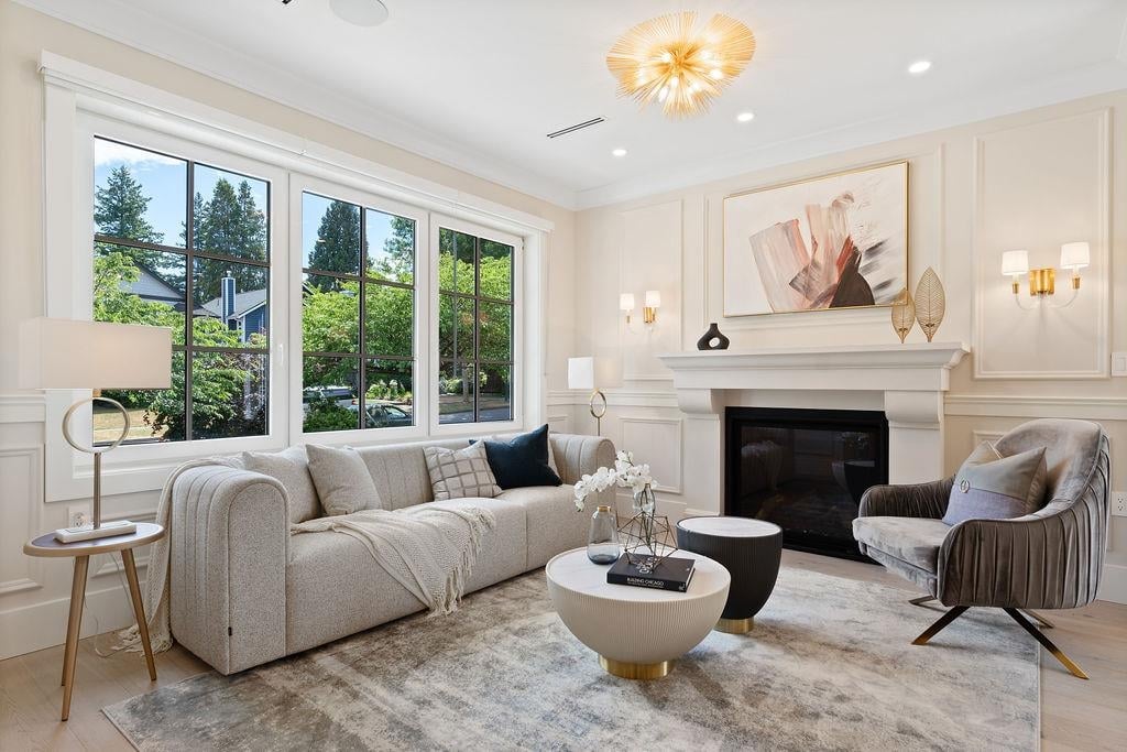 3241 W 32ND AVENUE