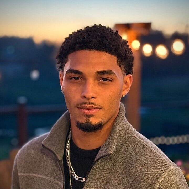 Brandon Gallmeyer Oak Harbor, WA Real Estate Agent Headshot 