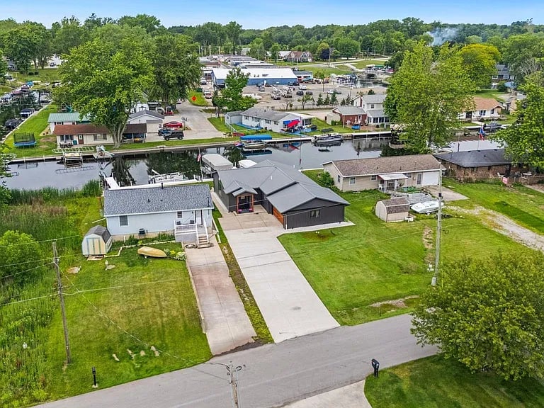Northern Indiana Lake Property Experts
