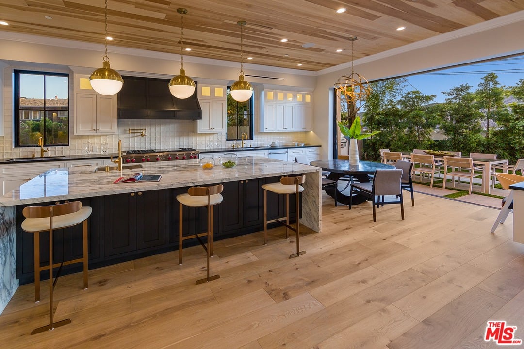 2217 Guthrie Dr