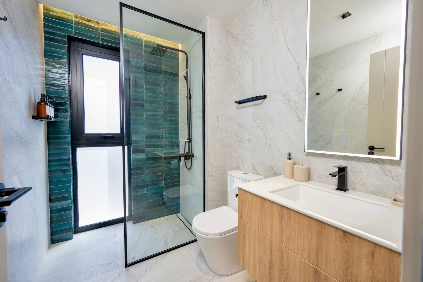Allure 305 