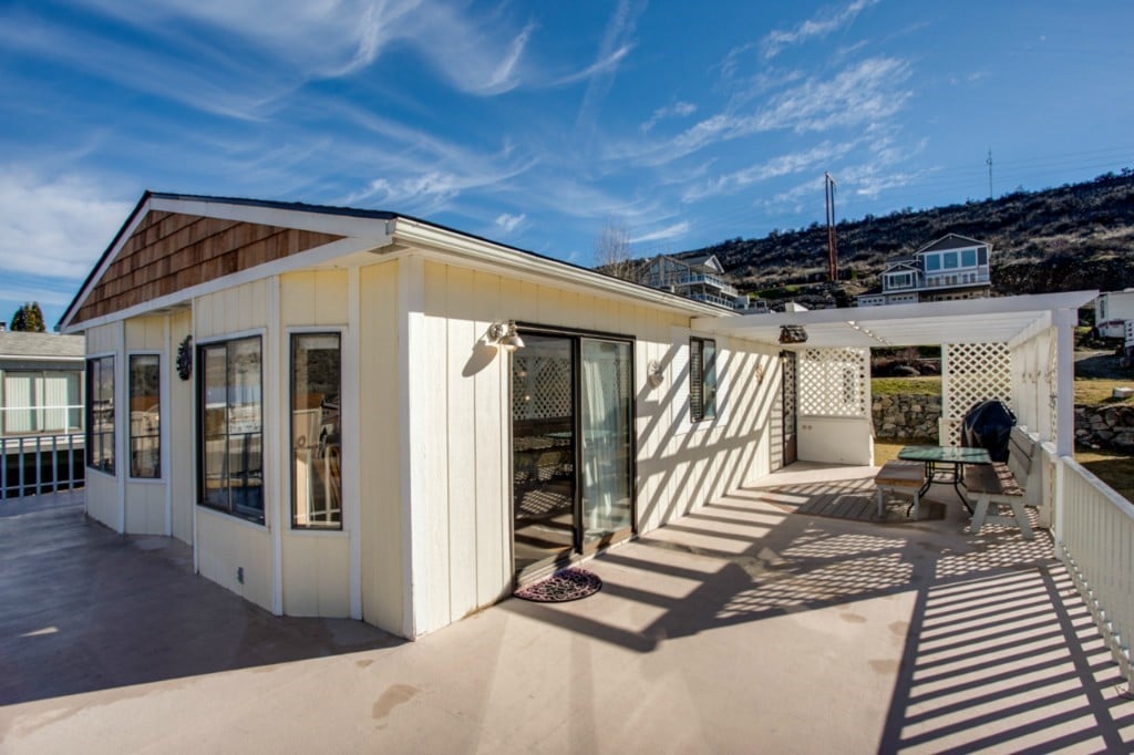 420 W Entiat Dr
