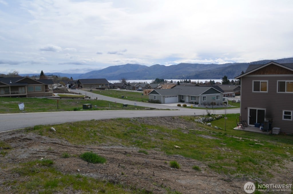320 Village Dr