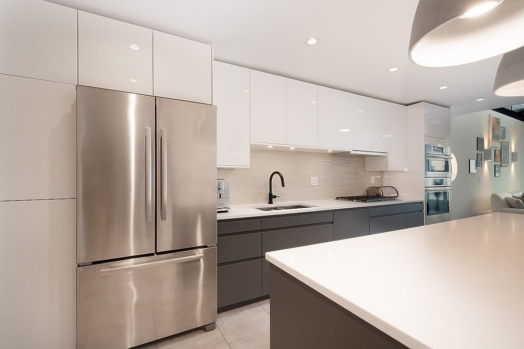 1525 Bellevue Ave, #104