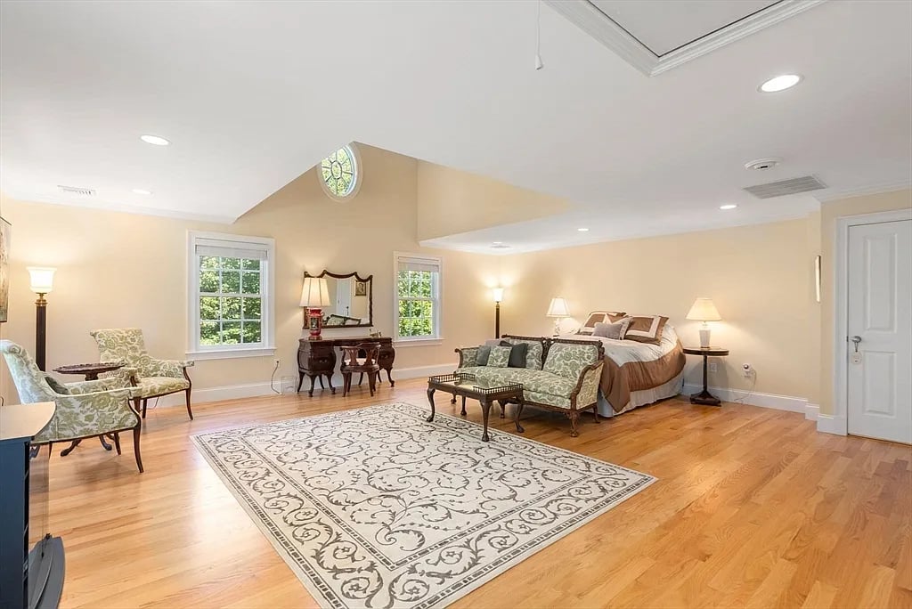 15 Rockport Rd