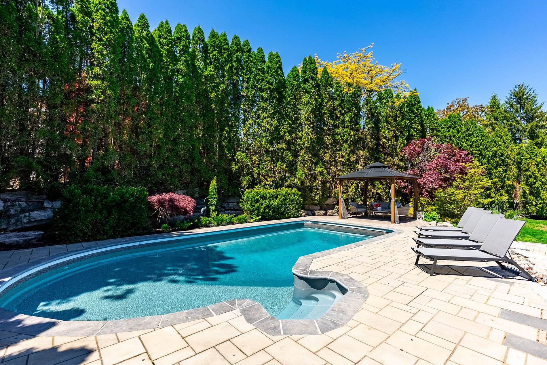 2312 Hoover Crt