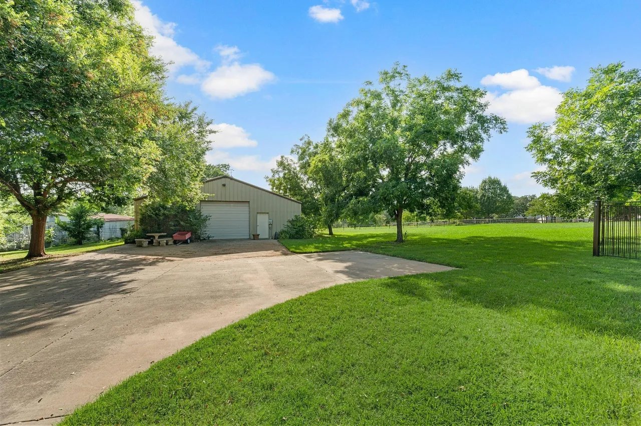 4612 Bill Simmons Rd, Colleyville, TX 76034
