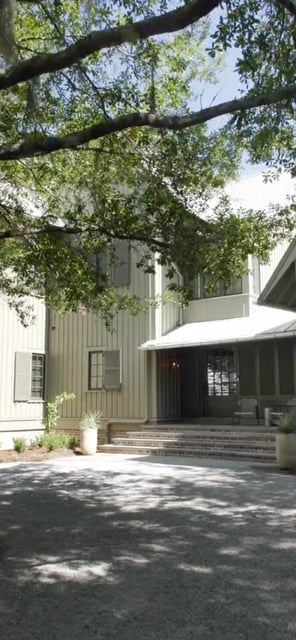 Your Palmetto Retreat Awaits