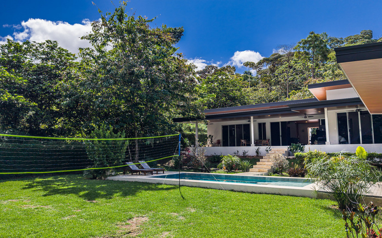Unique Riverfront Home With Prime Location in Uvita