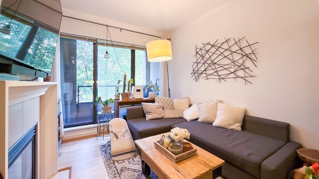 7368 Sandborne Ave, #308