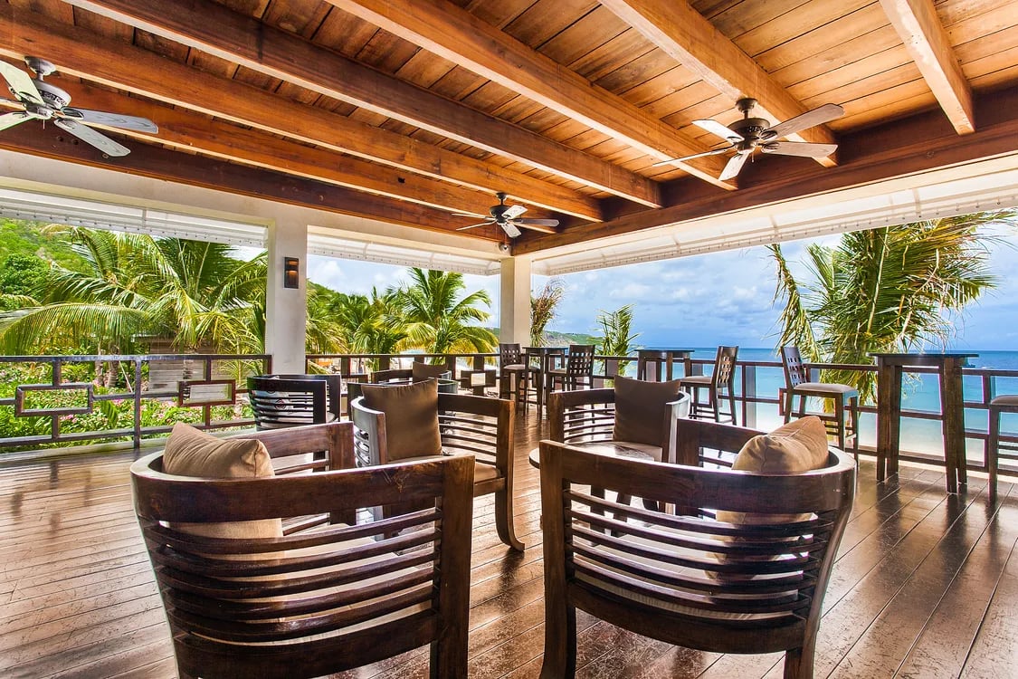Ce blue Villa