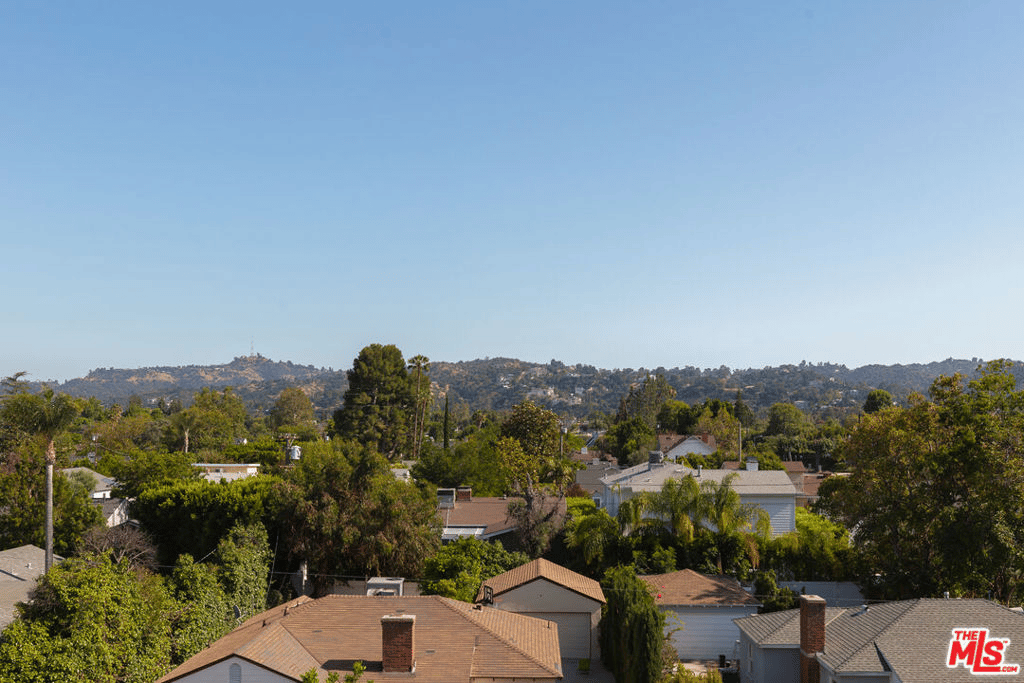 12449 Kling St, #PH1