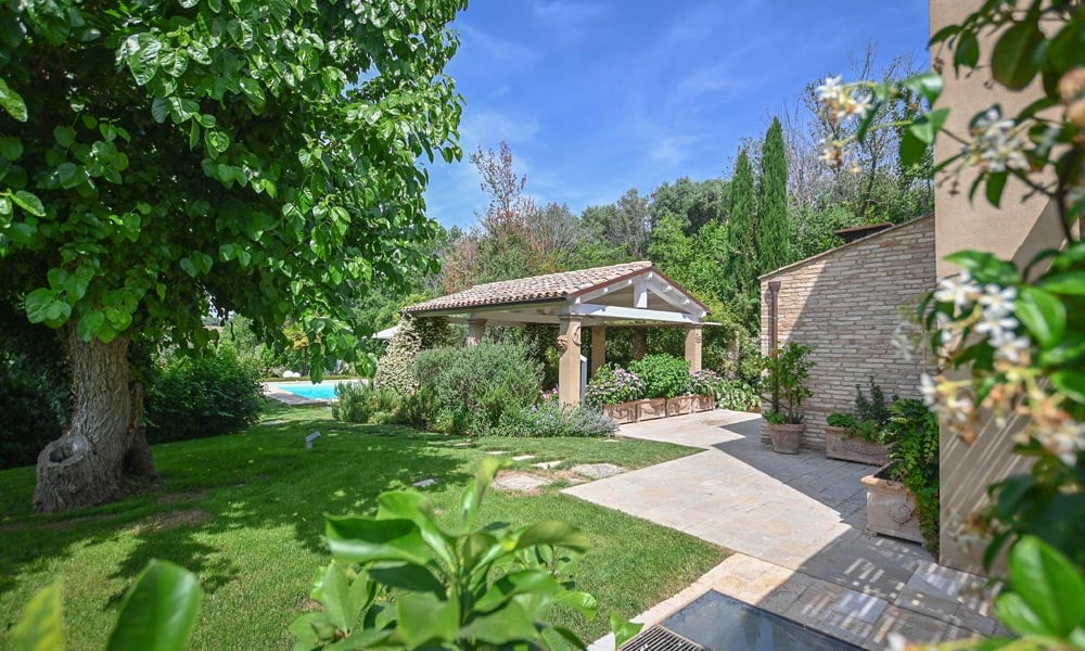 Stunning Countryside Home with Pool in Le Marche