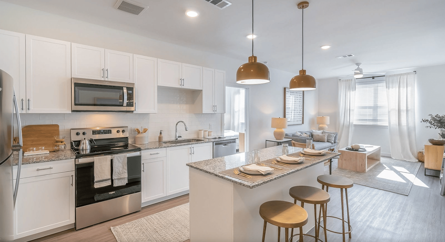Enjoy up to 12 weeks of base rent FREE!