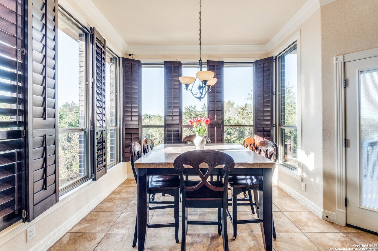 8007 Hermosa Hill