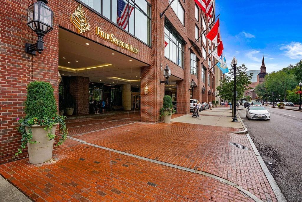 220 Boylston St, #1220