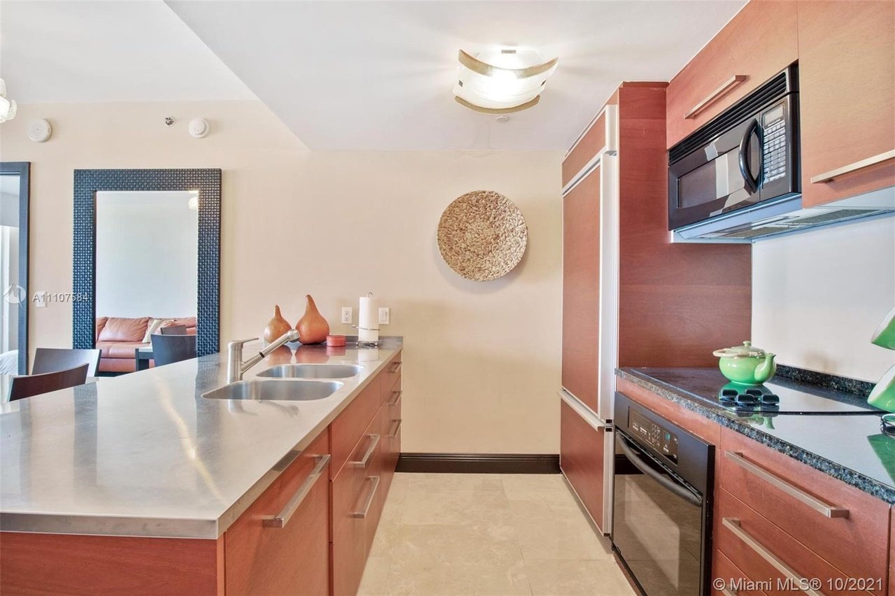 1850 S Ocean Dr #3709