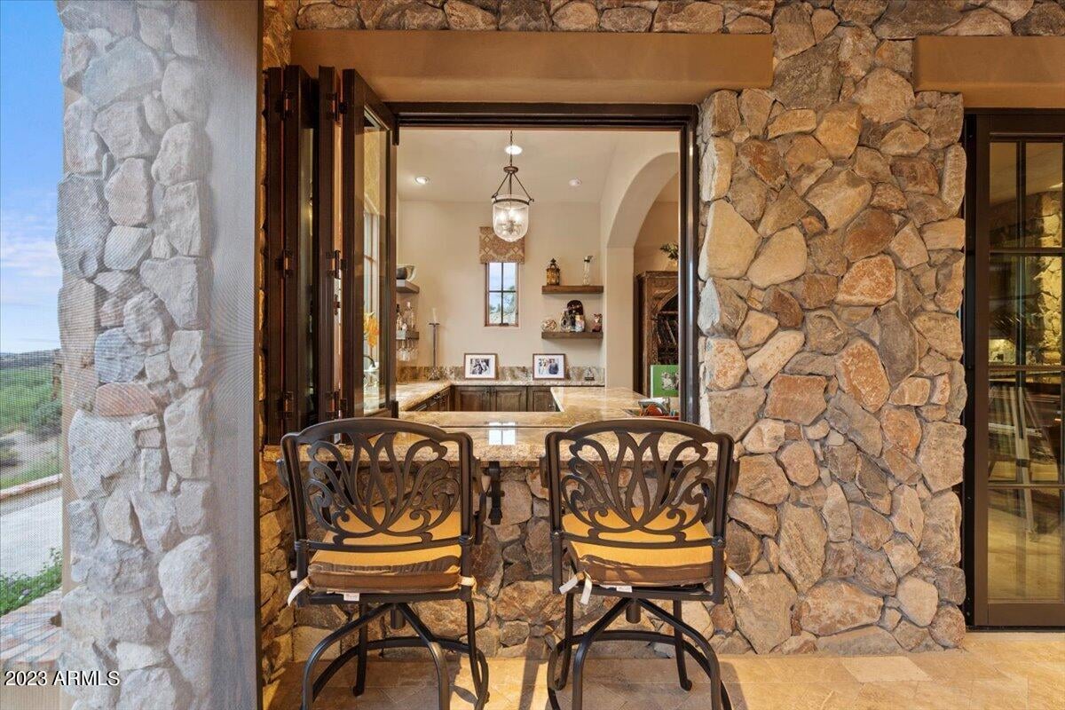9514 E Madera Dr