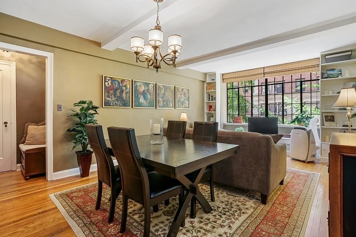 321 East 43rd Street 408