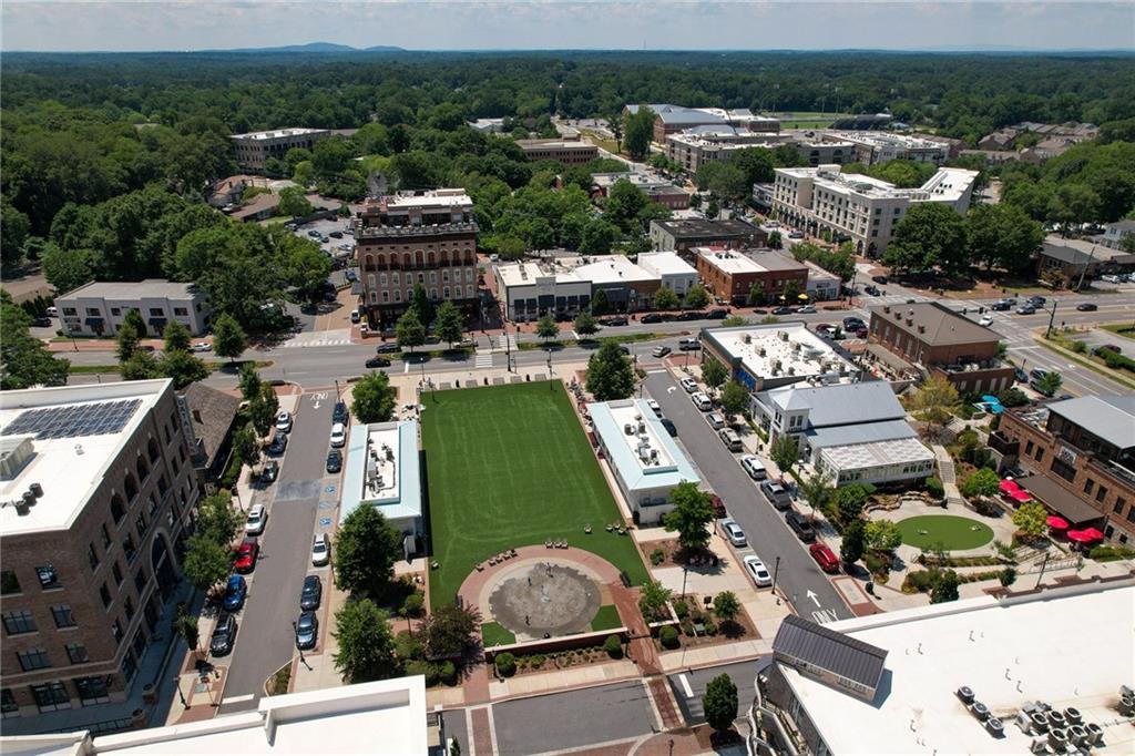 435 Chiswick Cir, #21