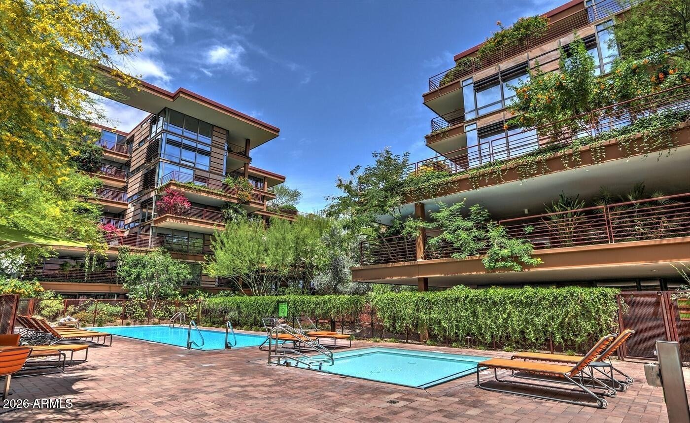 7167 E Rancho Vista Dr, #6004