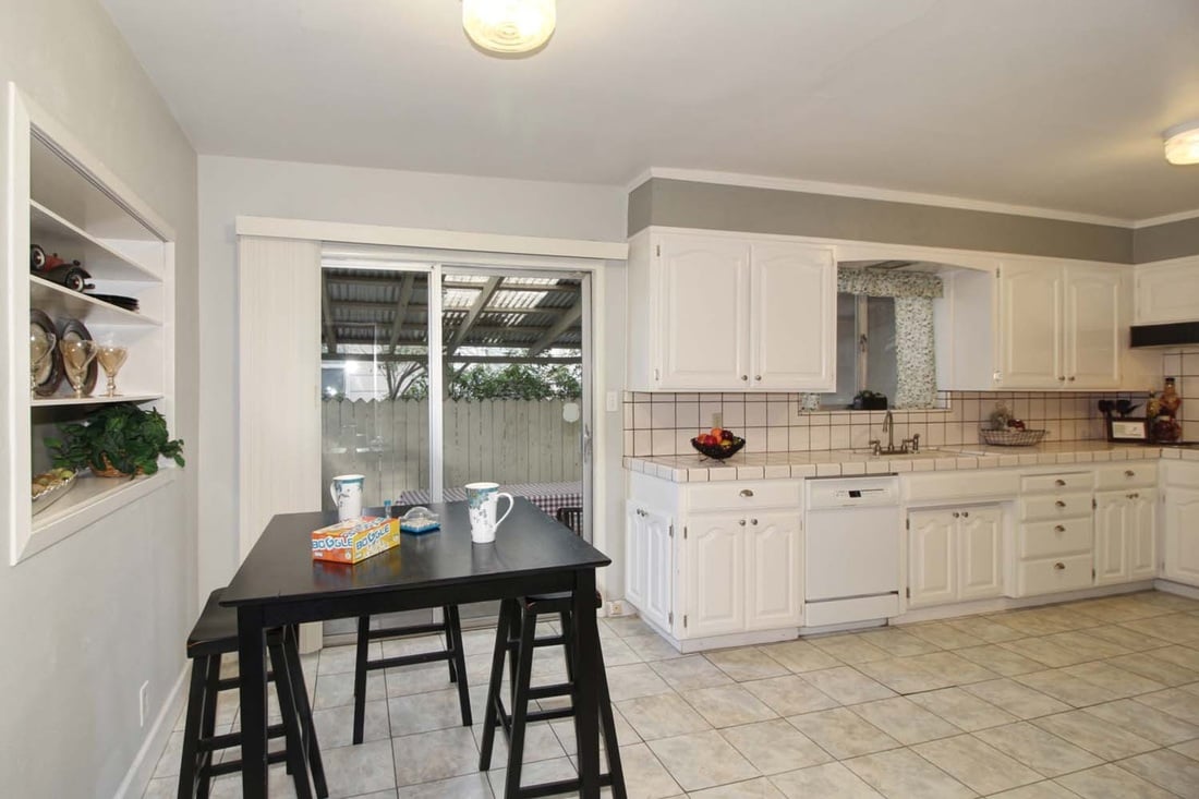 Just listed! Darling Elmhurst home