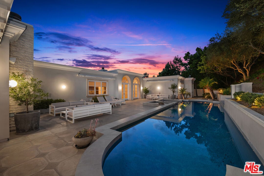 Ivory Arcadia, Martin Lane, 90210