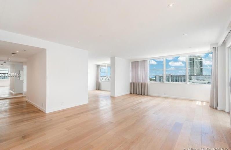 Marjory Dressler Lists Venetian Isle’s Belle Plaza $1.150M Stunner!