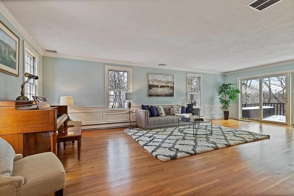 9 Buckman Dr