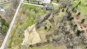 12 Vaneal Rd S