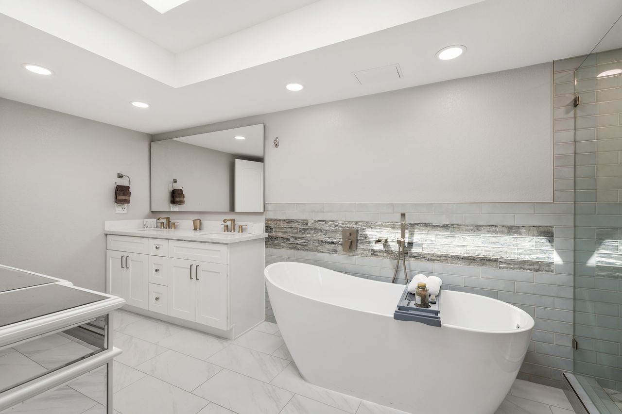 Modern Mirage Condo