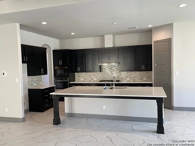 27228 Highland Crst
