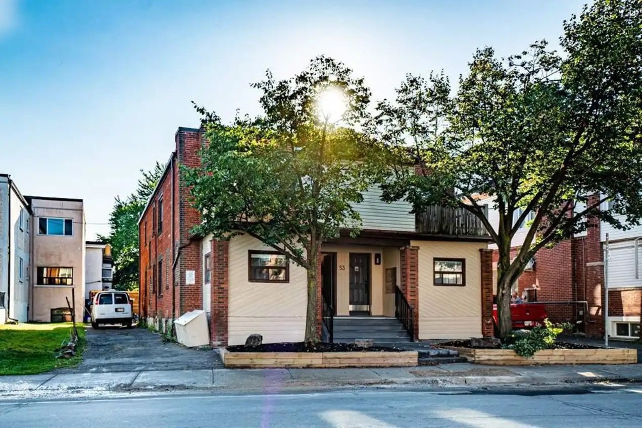 53 Dawes Rd 202
