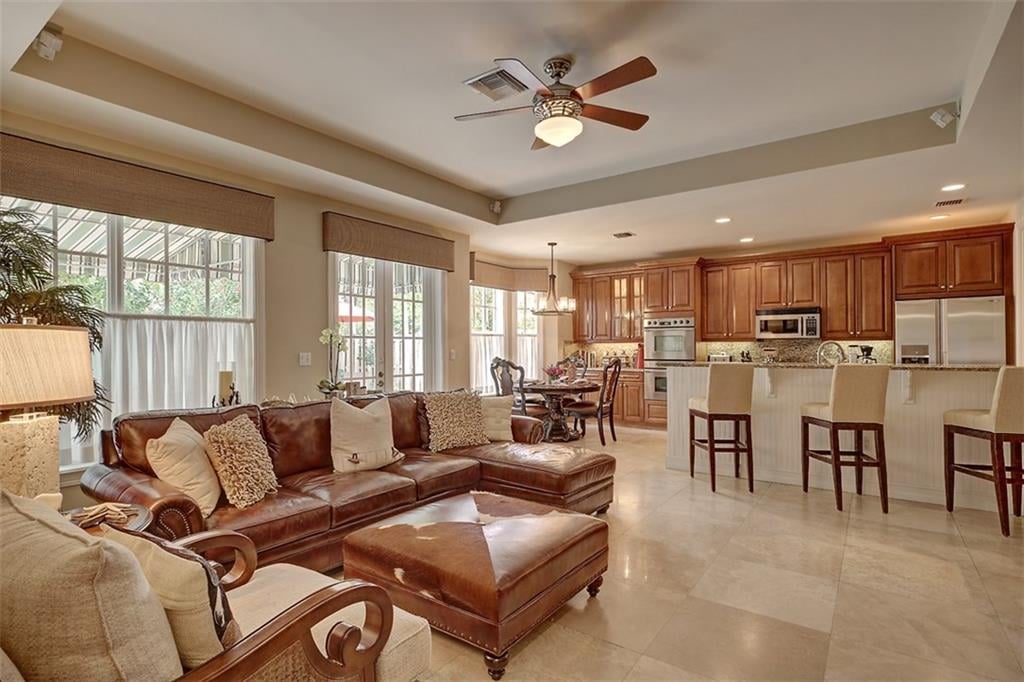 808 N Rio Vista Blvd