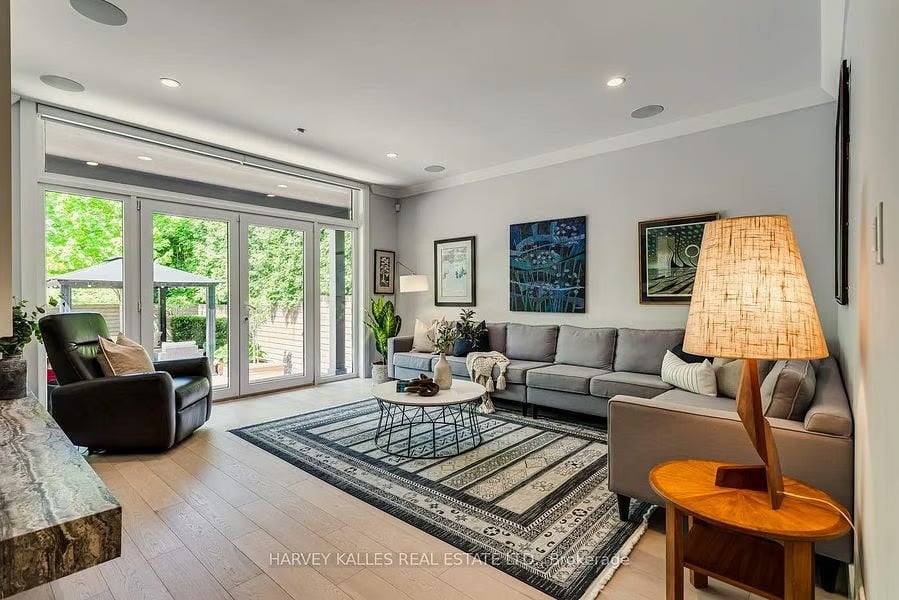 91 Otter Cres