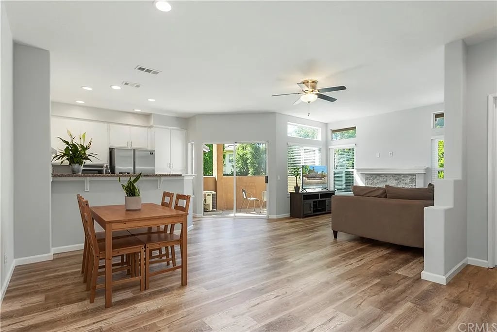 28302 Pueblo Dr