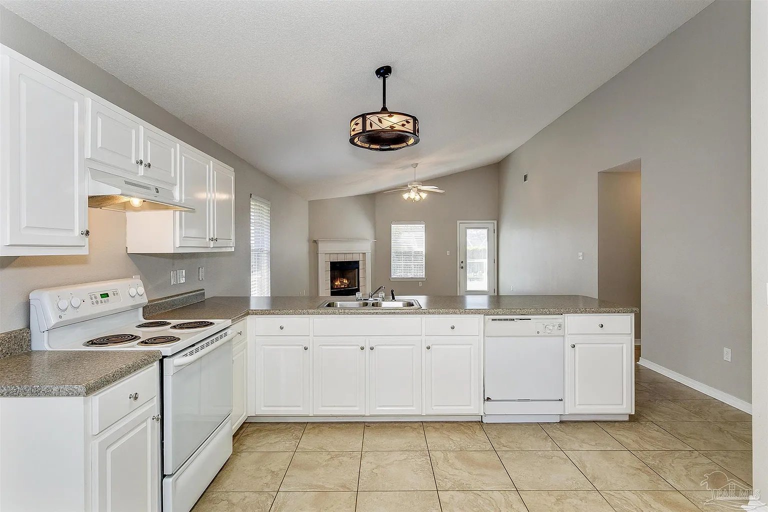 1063 Sterling Point Pl